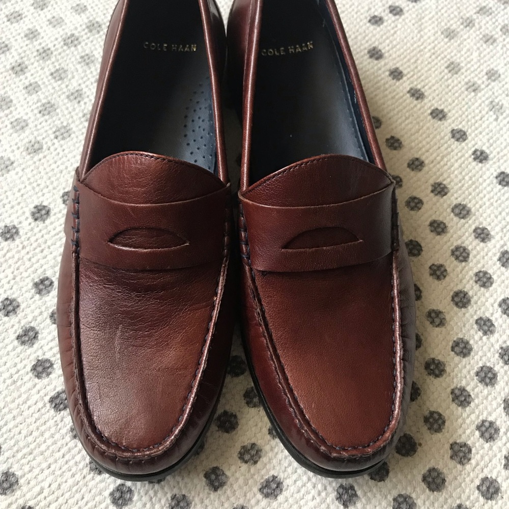 Cole Haan leather loafer size 8.5B